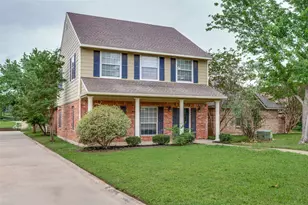 1156 Bent Oaks Dr, Denton, TX 76210 - Photo 2