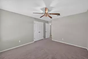 1337 Gayle St, Burleson, TX 76028 - Photo 36