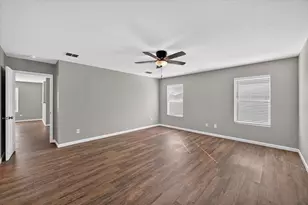 1337 Gayle St, Burleson, TX 76028 - Photo 26