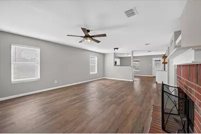 1337 Gayle Street, Burleson, TX 76028 - Photo 8