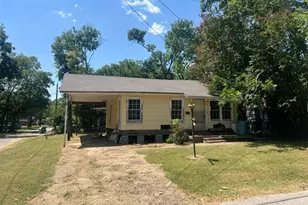 1103 Pine St, Bonham, TX 75418 - Photo 2