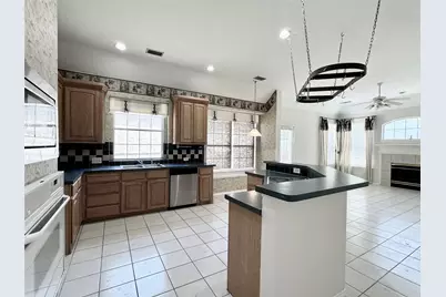 4704 Rockcreek Lane, Plano, TX 75024 - Photo 8