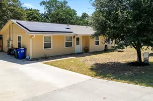 128 Lynn Dr, Azle, TX 76020 - Photo 2