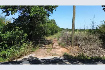 4501 Cr 423, Grandview, TX 76050 - Photo 2