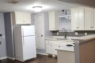 902 Davy Crockett St, Rockwall, TX 75087 - Photo 6