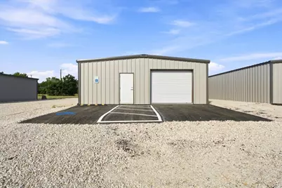200 Hospital Drive #D, Corsicana, TX 75110 - Photo 2
