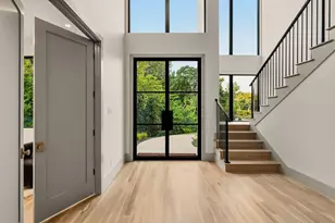 6984 Santa Barbara Dr, Dallas, TX 75214 - Photo 2