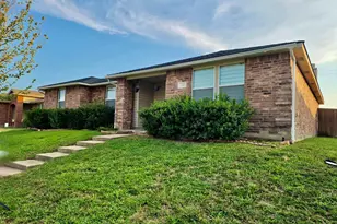 1217 Evergreen St, Royse City, TX 75189 - Photo 2