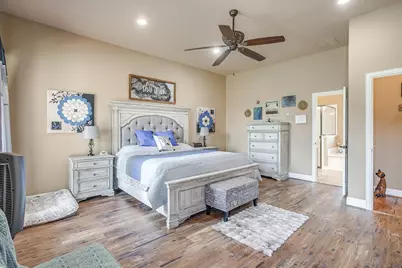 8401 Fullerton Drive, Cleburne, TX 76033 - Photo 18