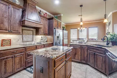 8401 Fullerton Drive, Cleburne, TX 76033 - Photo 14