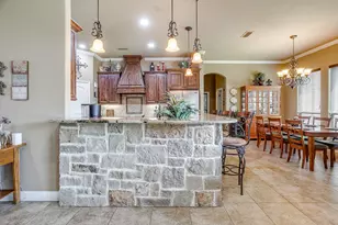 8401 Fullerton Dr, Cleburne, TX 76033 - Photo 12