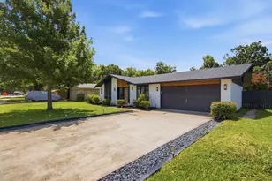 11348 Carissa Dr, Dallas, TX 75218 - Photo 2