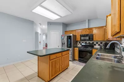 1007 Summerbrook Drive #22, Euless, TX 76040 - Photo 18