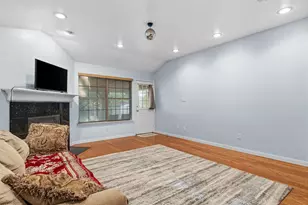 1007 Summerbrook Dr, Euless, TX 76040 - Photo 26