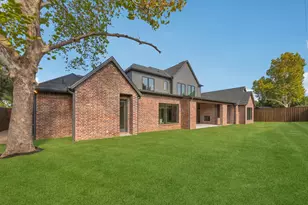 10148 Hedgeway Dr, Dallas, TX 75229 - Photo 36