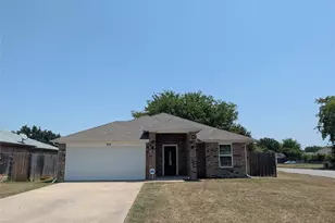 7237 Autumn Run Dr, Forest Hill, TX 76140 - Photo 1