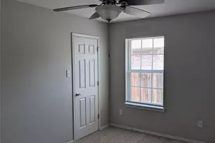7237 Autumn Run Dr, Forest Hill, TX 76140 - Photo 12