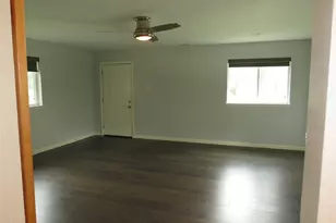 1026 Thomas St, Denton, TX 76201 - Photo 16