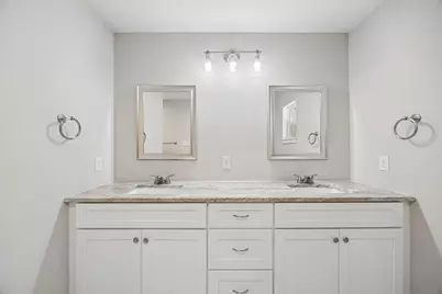 10215 Dale Crest Drive, Dallas, TX 75229 - Photo 18