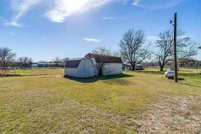 125 County Road 4850, Newark, TX 76071 - Photo 16