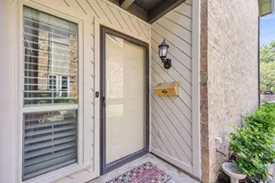 2906 Wayside Dr, Bedford, TX 76021 - Photo 4