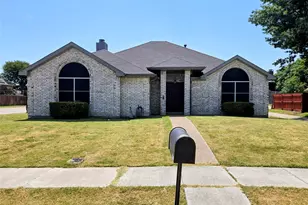 2037 Vista Dr, Lewisville, TX 75067 - Photo 1