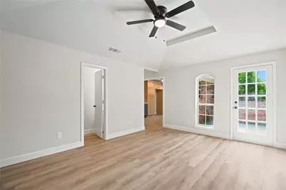 2909 Redwood Drive, Carrollton, TX 75007 - Photo 12