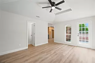 2909 Redwood Dr, Carrollton, TX 75007 - Photo 12