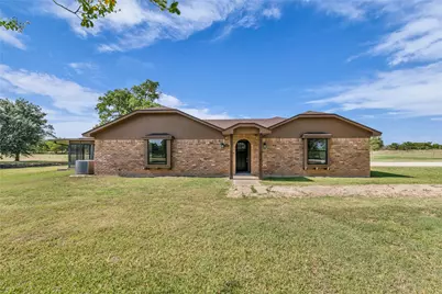 299 Aggie Way, China Spring, TX 76633 - Photo 2