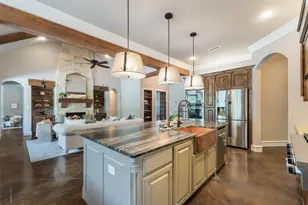 4640 Lake Breeze Dr, McKinney, TX 75071 - Photo 10