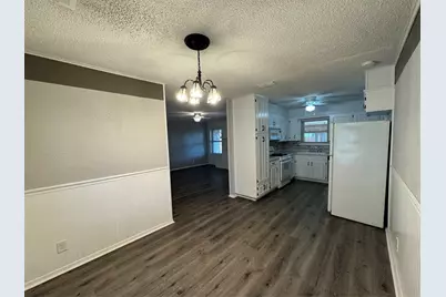 307 Ables Street, Granbury, TX 76048 - Photo 8