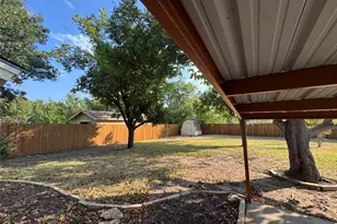 307 Ables St, Granbury, TX 76048 - Photo 24