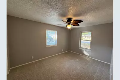 307 Ables Street, Granbury, TX 76048 - Photo 16