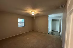 307 Ables St, Granbury, TX 76048 - Photo 12