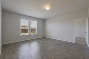 8620 High Hl Dr, Fort Worth, TX 76179 - Photo 12