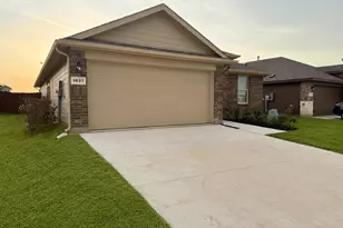 1637 Tin Roof Rd, Krum, TX 76249 - Photo 2