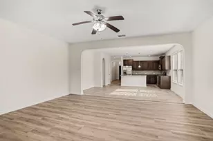 729 Rebecca Ln, Saginaw, TX 76131 - Photo 6