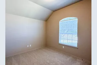 633 Canoe Way, Crowley, TX 76036 - Photo 4