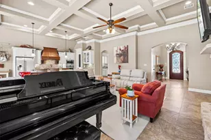 427 River Bank Ln, Granbury, TX 76049 - Photo 10