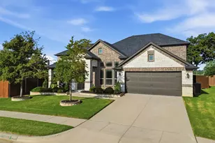 1041 Legacy Oaks, Joshua, TX 76058 - Photo 2