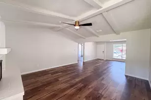 2136 Mountainview Dr, Hurst, TX 76054 - Photo 8