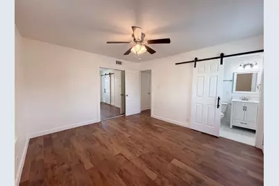 2136 Mountainview Drive, Hurst, TX 76054 - Photo 4