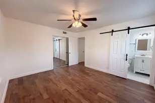 2136 Mountainview Dr, Hurst, TX 76054 - Photo 4