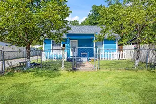 2618 NW 23rd St, Fort Worth, TX 76106 - Photo 2