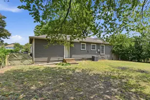 2025 Westchester Dr, Garland, TX 75041 - Photo 12