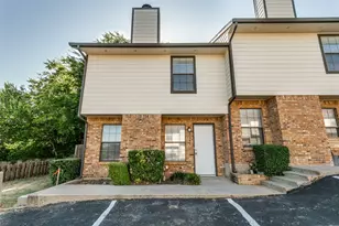 1265 Dallas Dr, Denton, TX 76205 - Photo 2