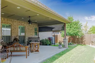 213 Windy Glen Dr, Decatur, TX 76234 - Photo 2