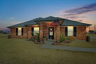 229 Harvey Ln, Decatur, TX 76234 - Photo 1