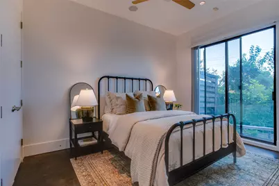 433 Trinity River Circle, Dallas, TX 75203 - Photo 4