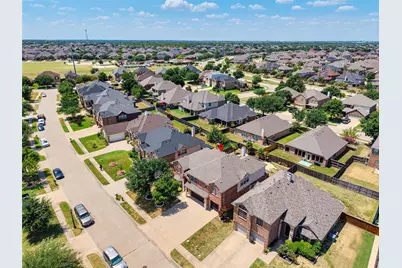2932 Montalbo, Grand Prairie, TX 75054 - Photo 40